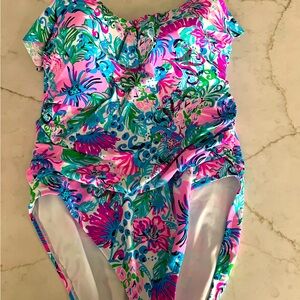 Lily bathing suit with ruffle